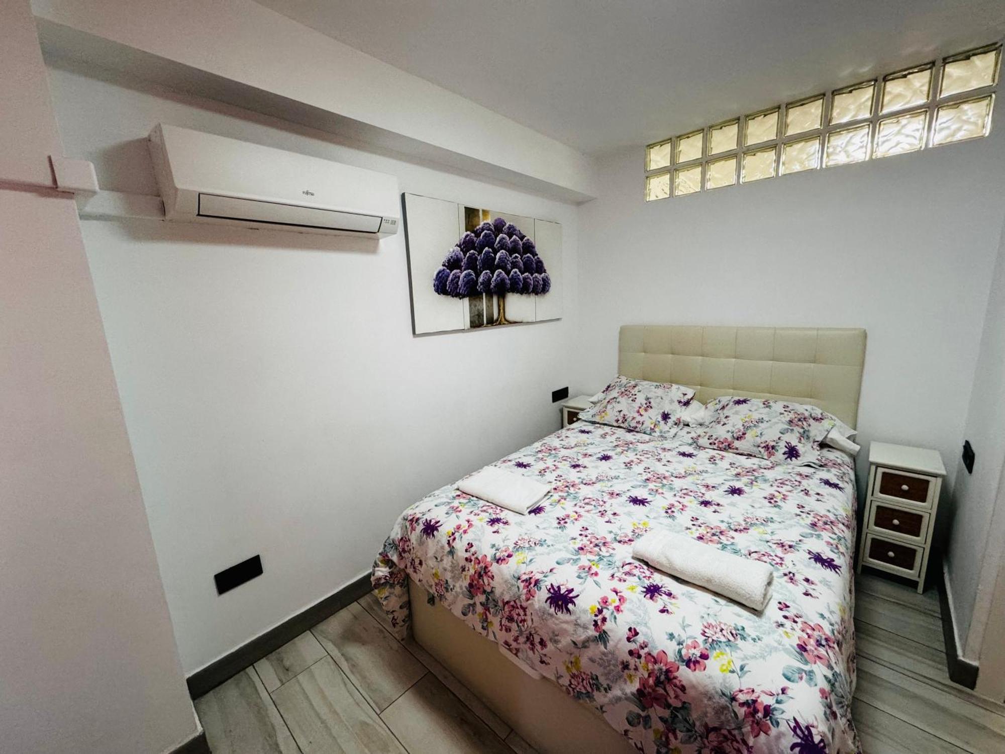 Apartamento Fabrynne Beach Malaga Exterior photo